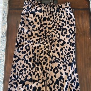 Black and Tan leopard print pants. Drawstring waist and pockets!